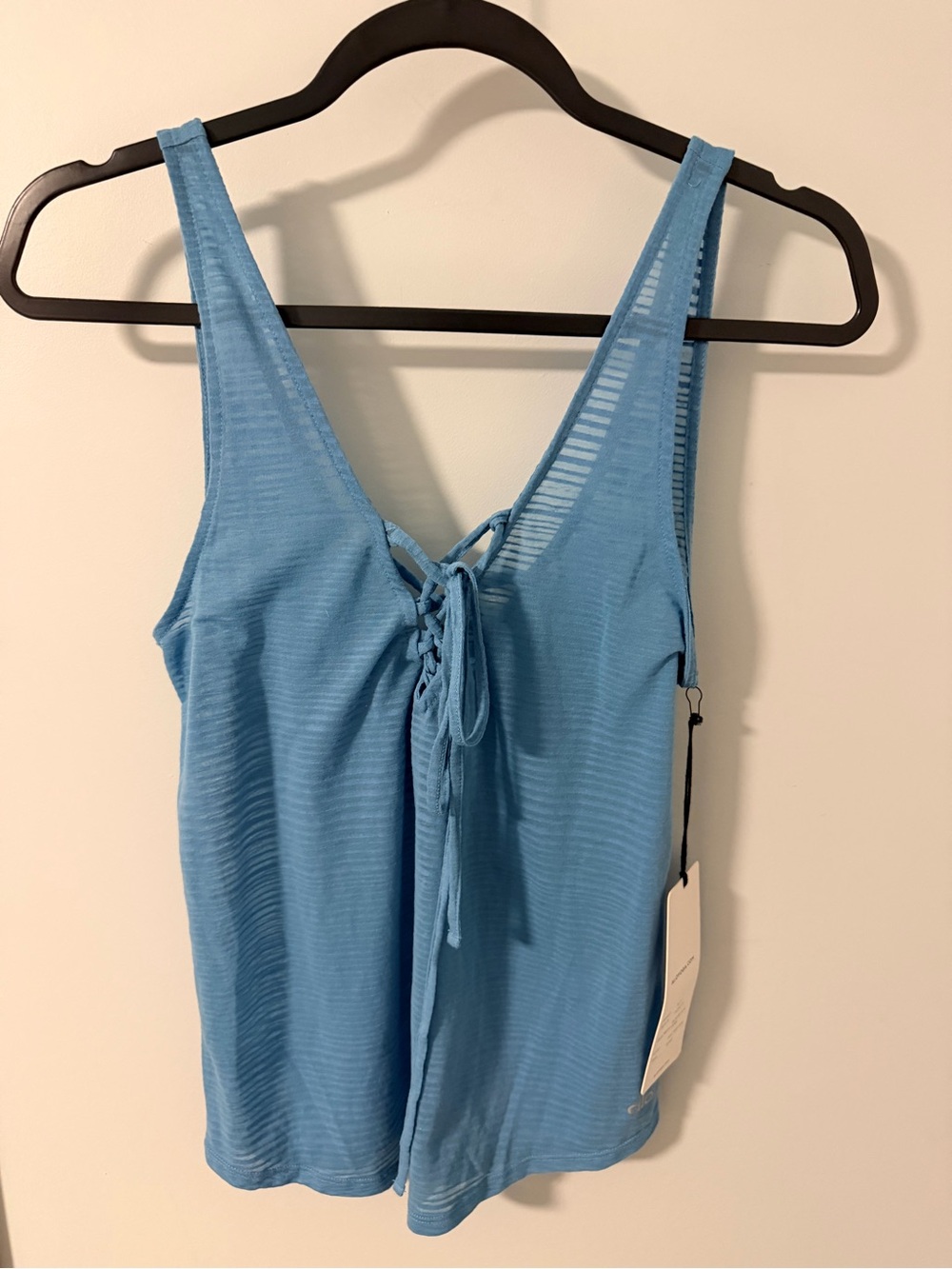 Alo Yoga tank - Interlace tank - size small new with tag
